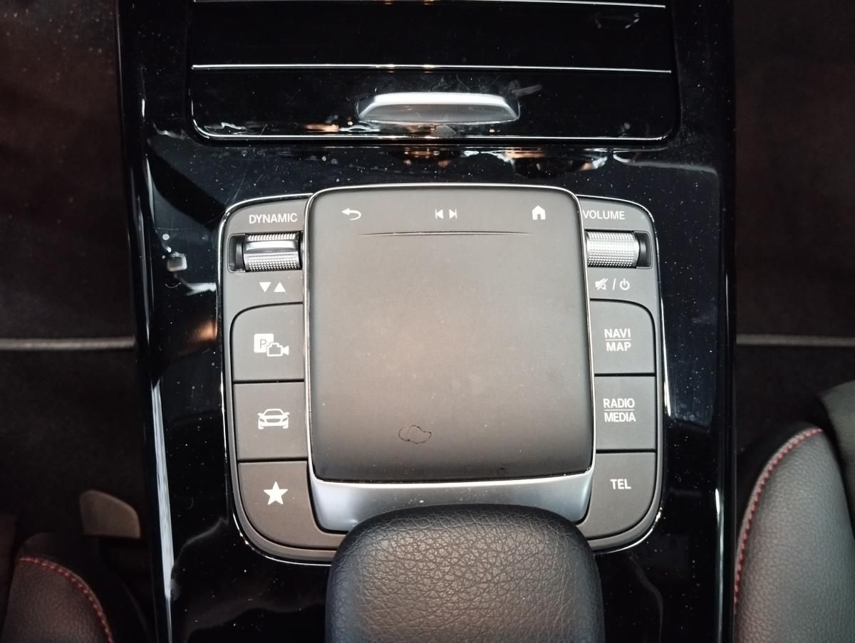 mercedes-benz-classe-a-2021-hibrido-a-gasolina-1332cc