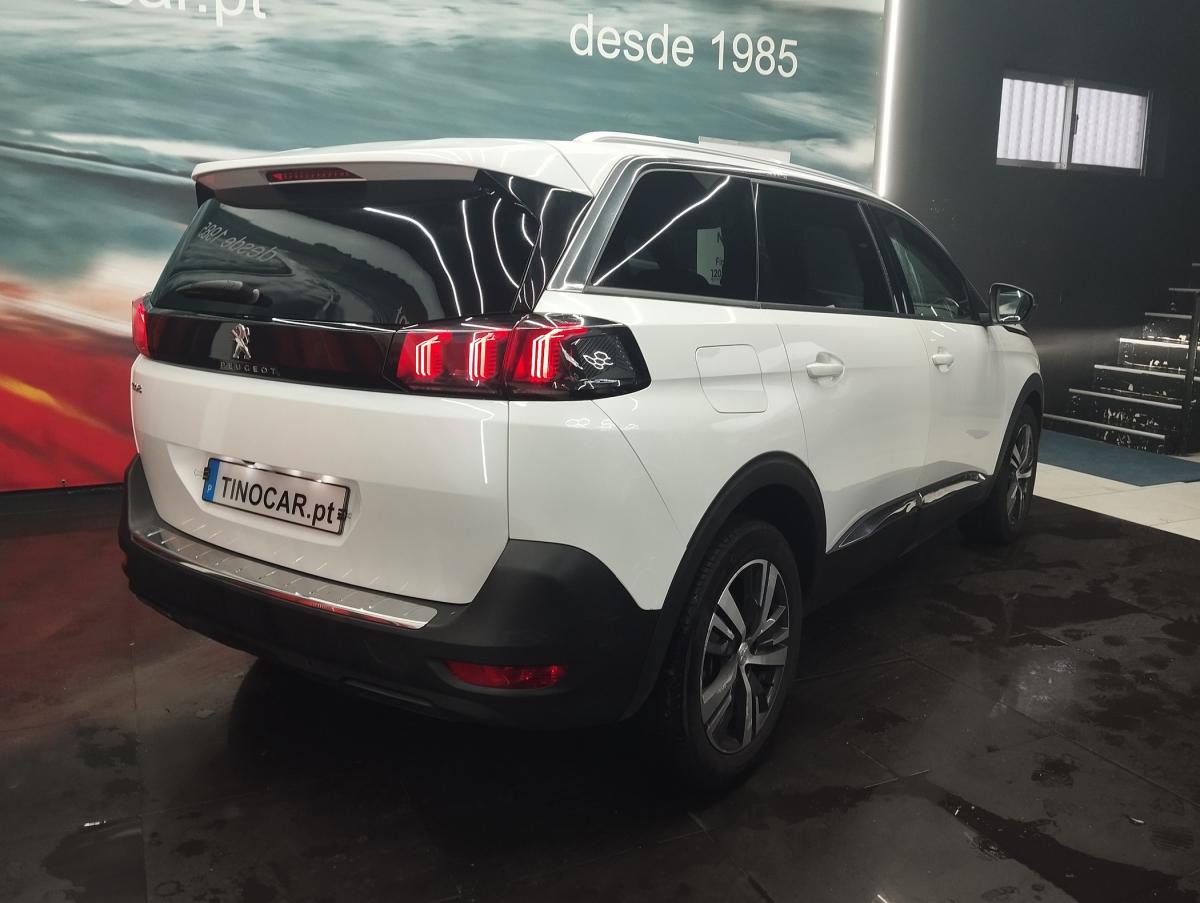 peugeot-5008-2024-gasolina-1199cc
