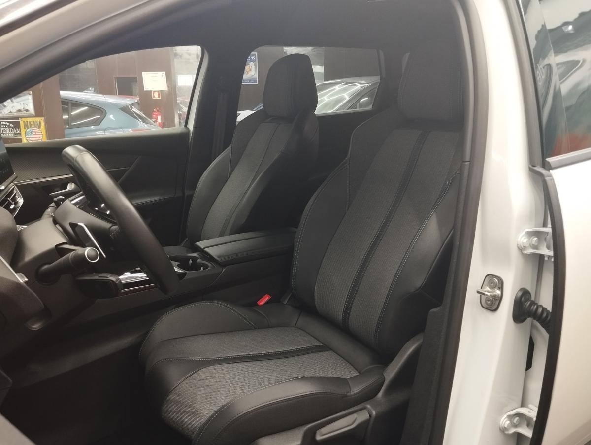 peugeot-5008-2024-gasolina-1199cc