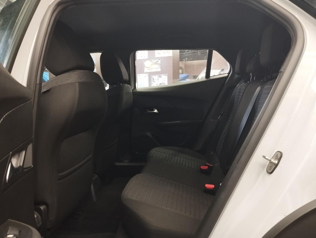 peugeot-2008-2024-gasolina-1199cc
