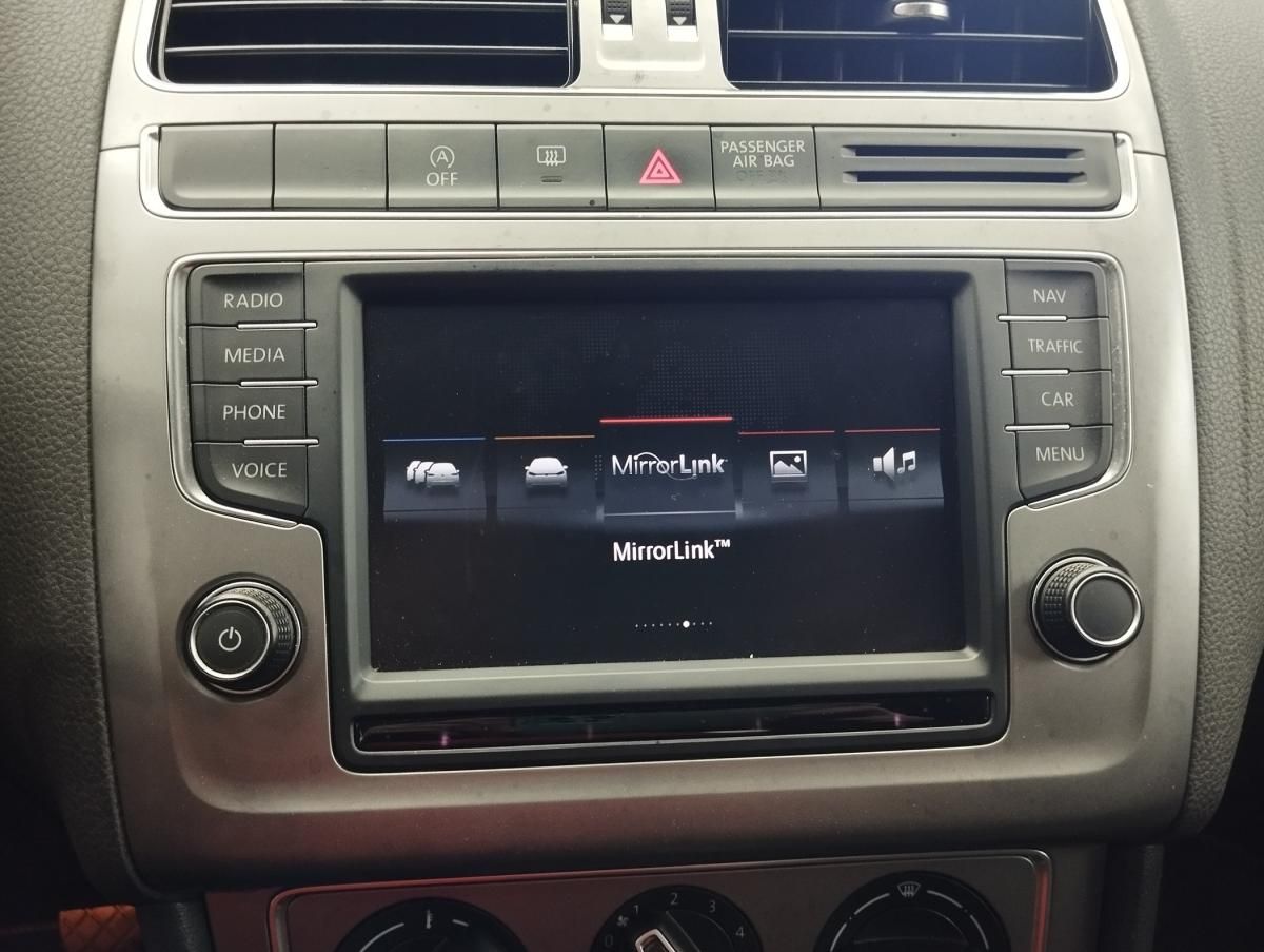 volkswagen-polo-2015-gasolina-999cc