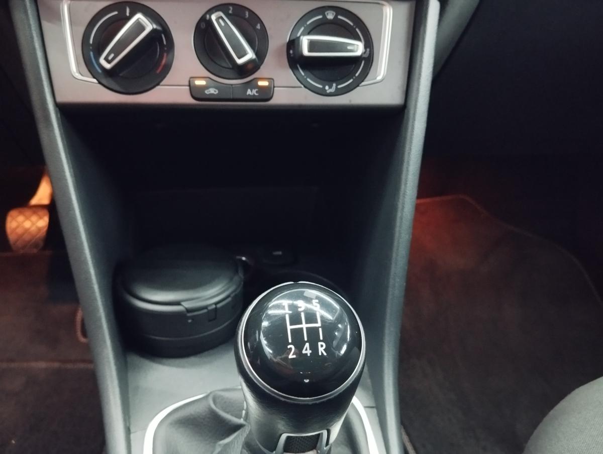 volkswagen-polo-2015-gasolina-999cc