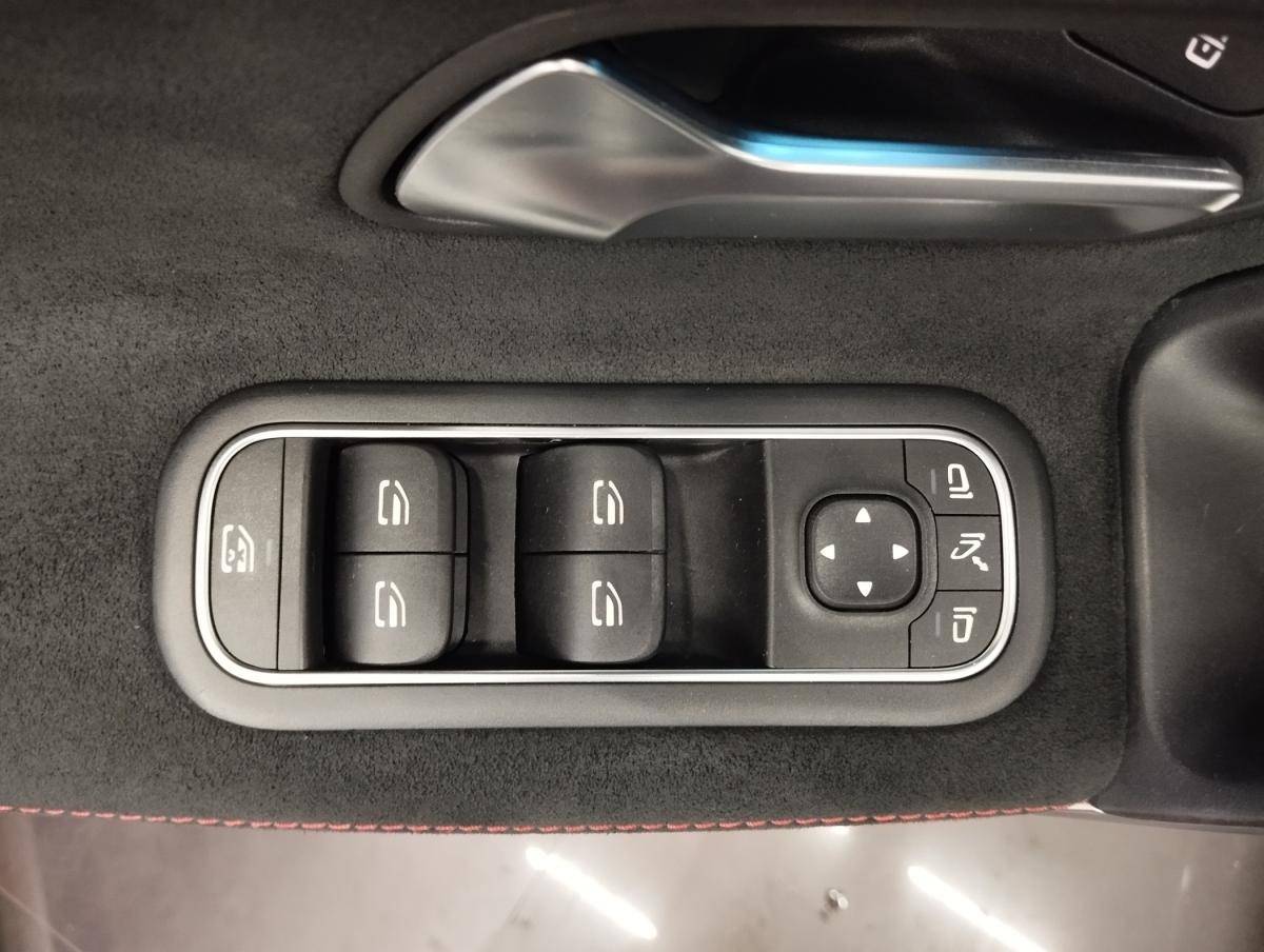 mercedes-benz-classe-a-2023-gasolina-1332cc