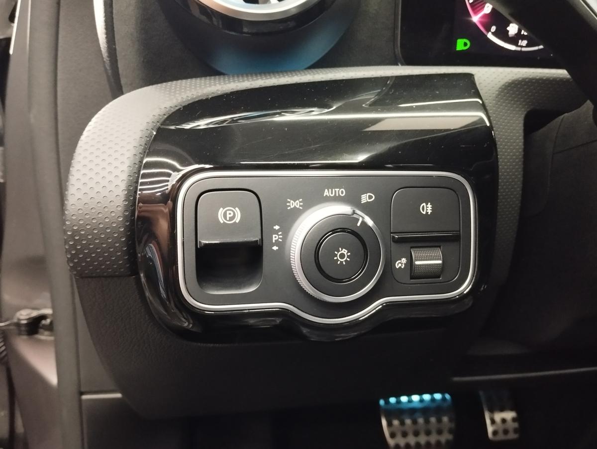 mercedes-benz-classe-a-2023-gasolina-1332cc