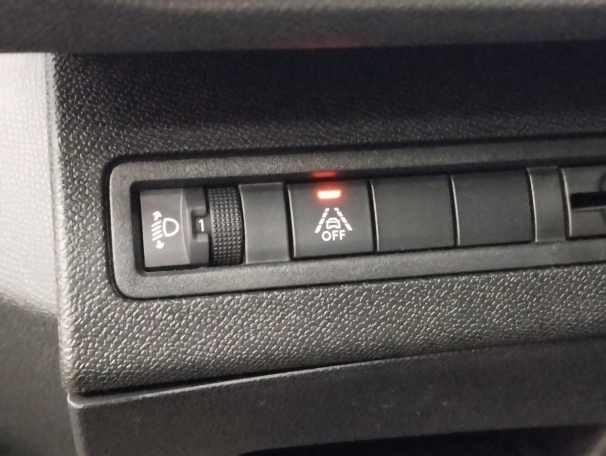 peugeot-3008-2022-diesel-1499cc