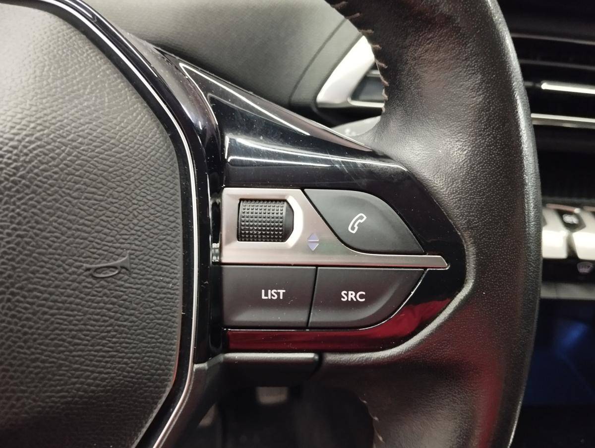 peugeot-3008-2022-diesel-1499cc