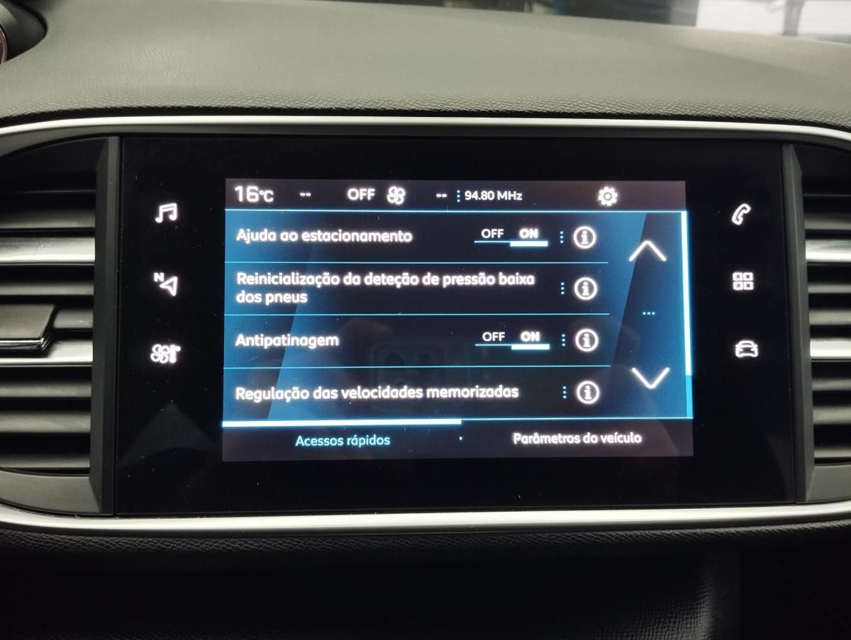 peugeot-308-sw-2021-diesel-1499cc