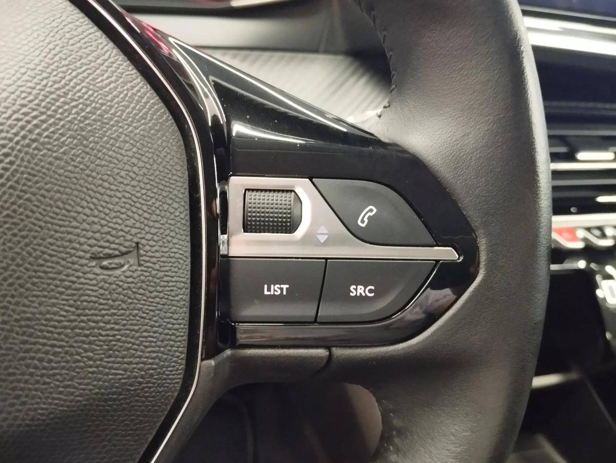 peugeot-208-2024-gasolina-1199cc