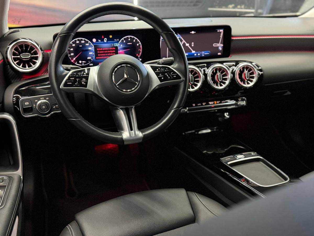 mercedes-benz-classe-a-2023-gasolina-1332cc