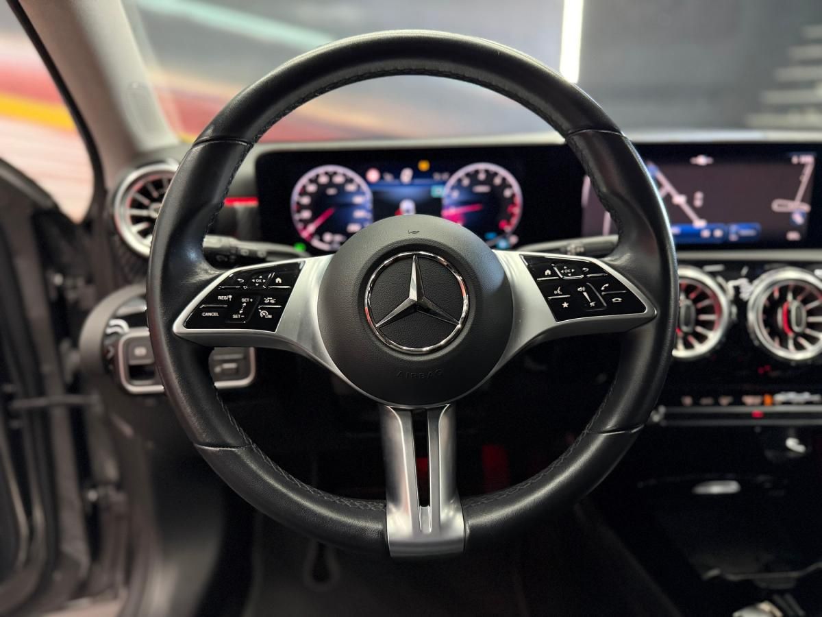 mercedes-benz-classe-a-2023-gasolina-1332cc