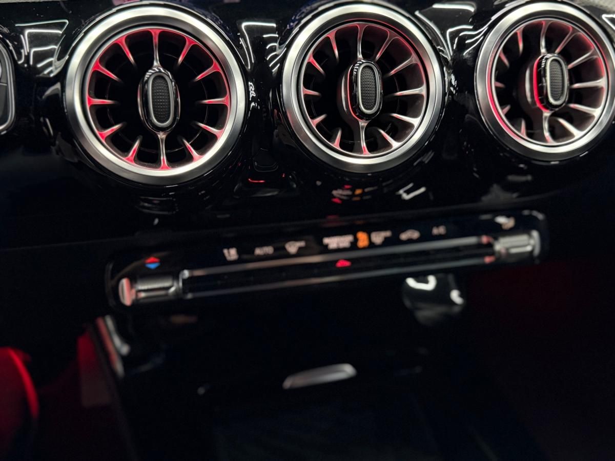 mercedes-benz-classe-a-2023-gasolina-1332cc