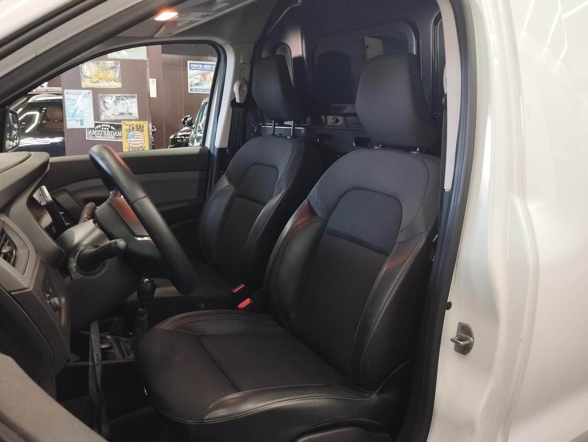 renault-express-2023-diesel-1461cc