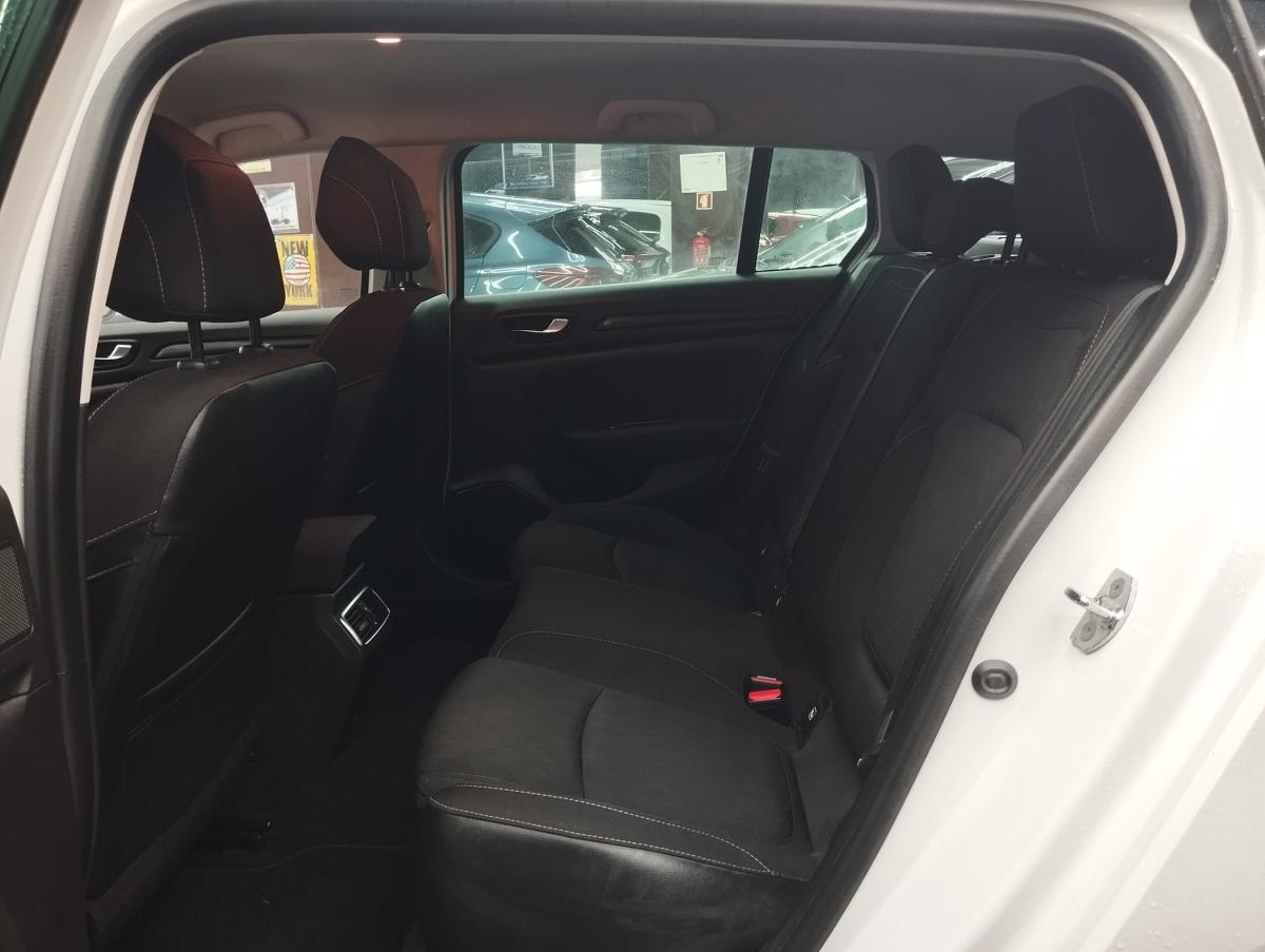 renault-megane-sport-tourer-2019-diesel-1461cc