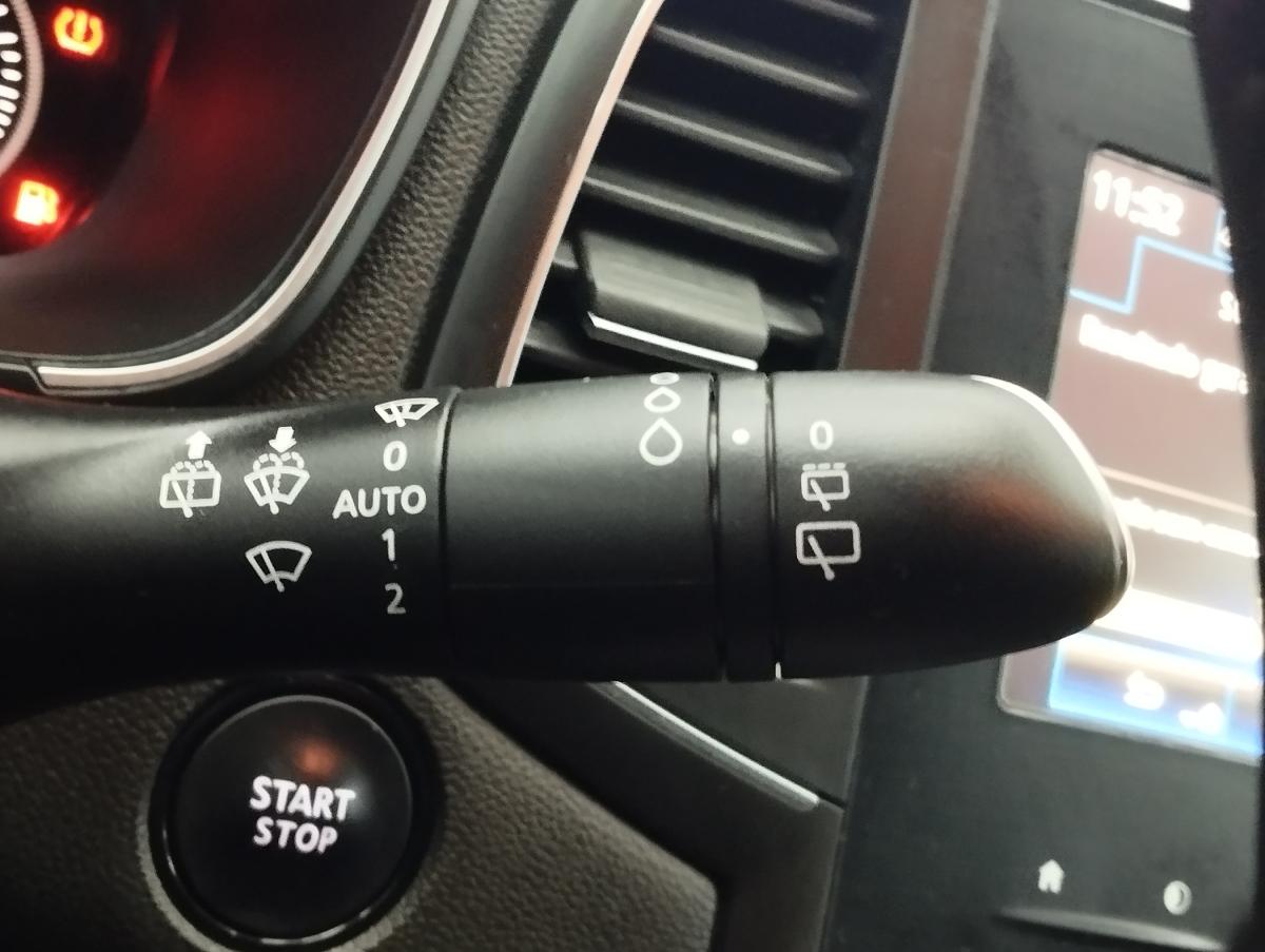 renault-megane-sport-tourer-2019-diesel-1461cc