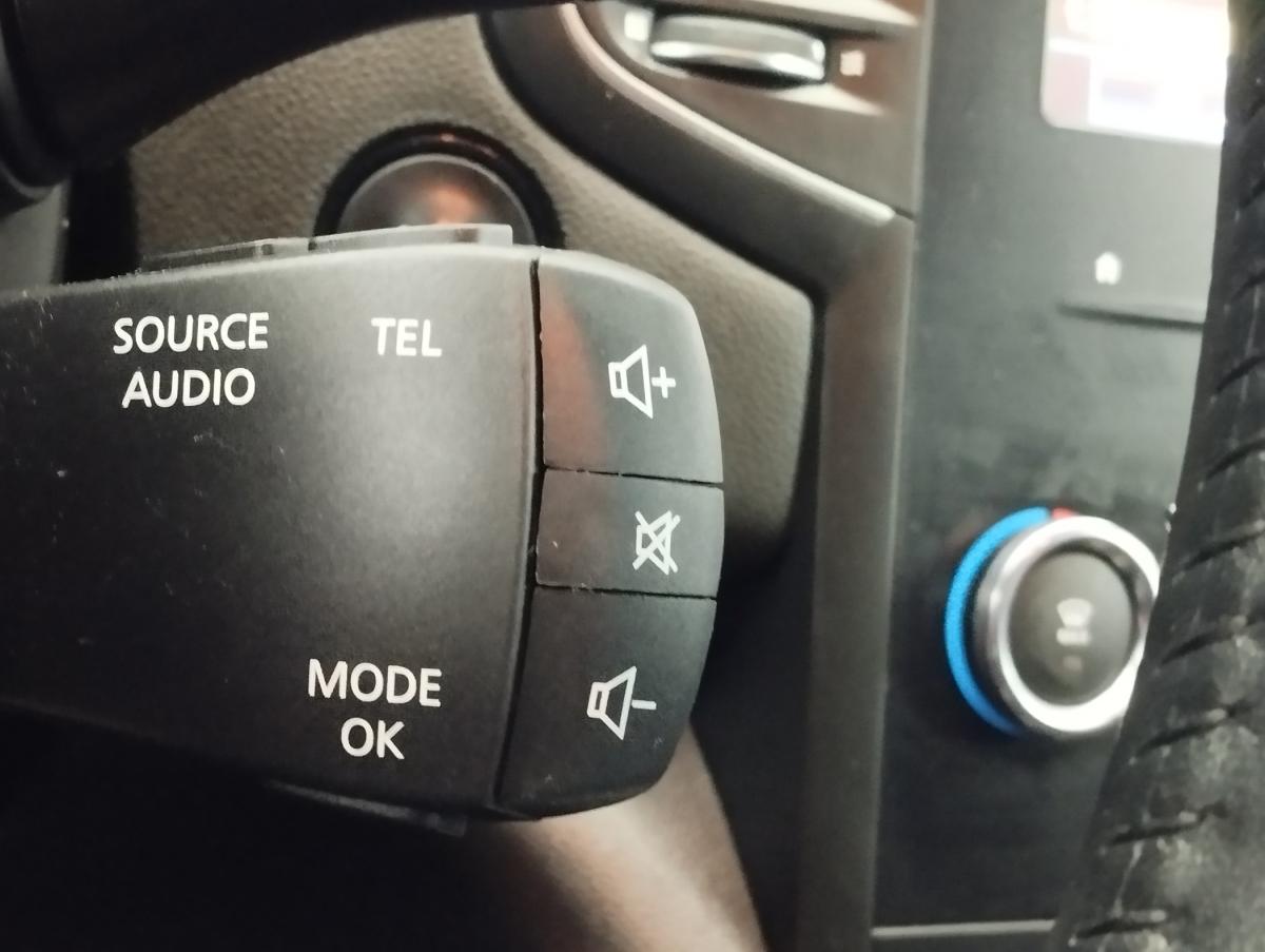 renault-megane-sport-tourer-2019-diesel-1461cc