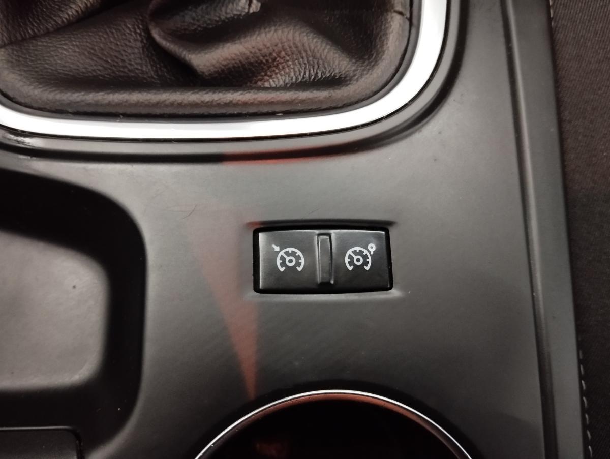renault-megane-sport-tourer-2019-diesel-1461cc