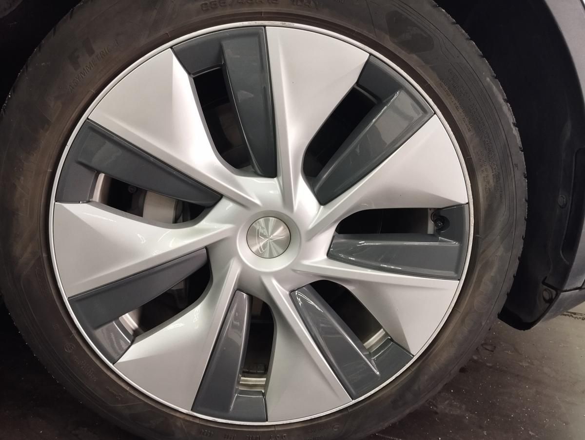 tesla-model-y-2023-eletrico-0cc
