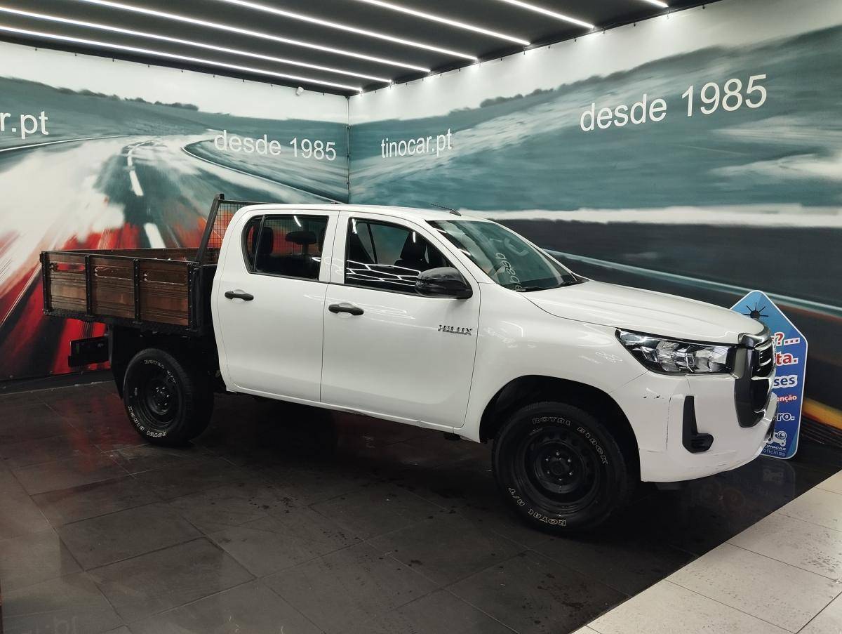 toyota-hilux-2021-diesel-2393cc