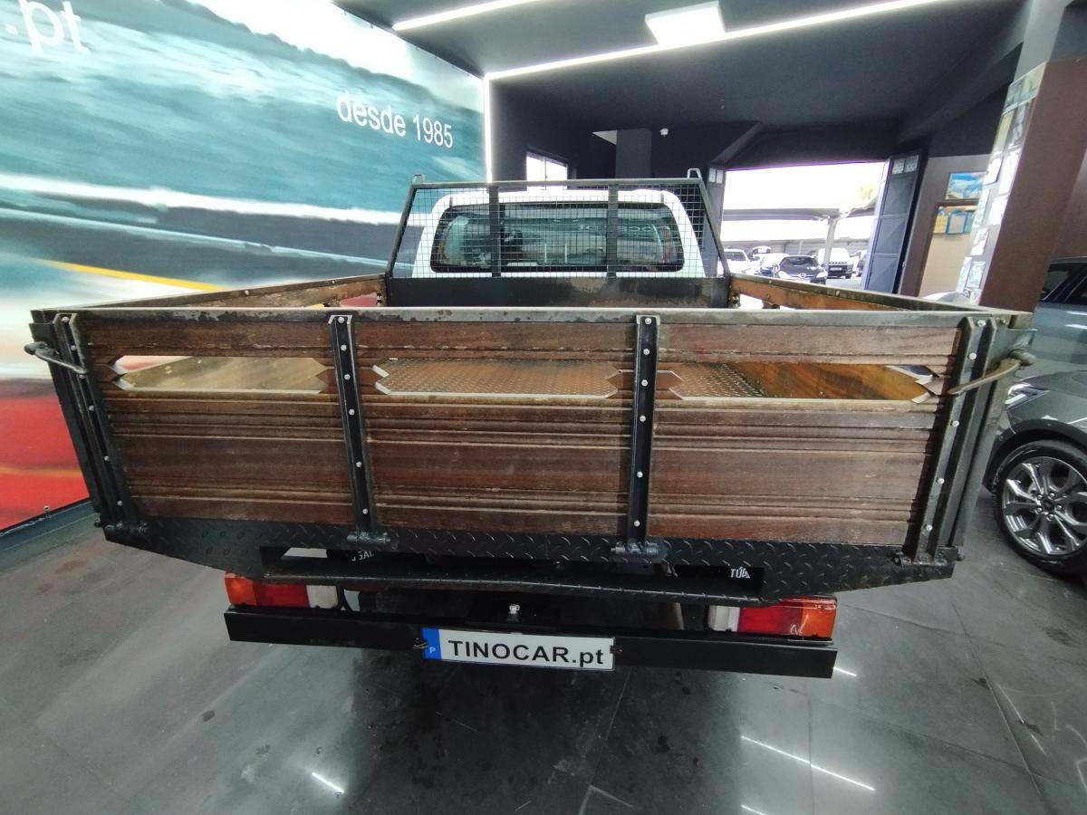 toyota-hilux-2021-diesel-2393cc