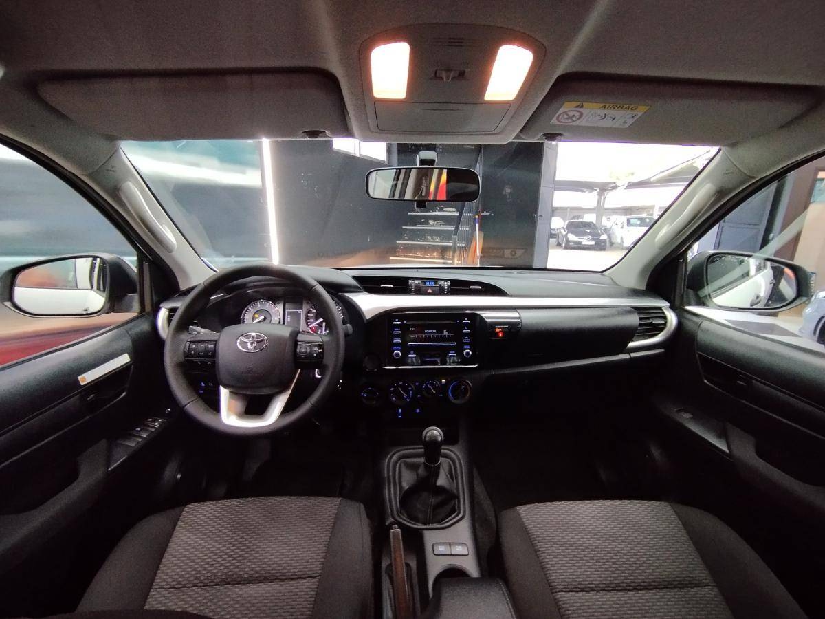 toyota-hilux-2021-diesel-2393cc