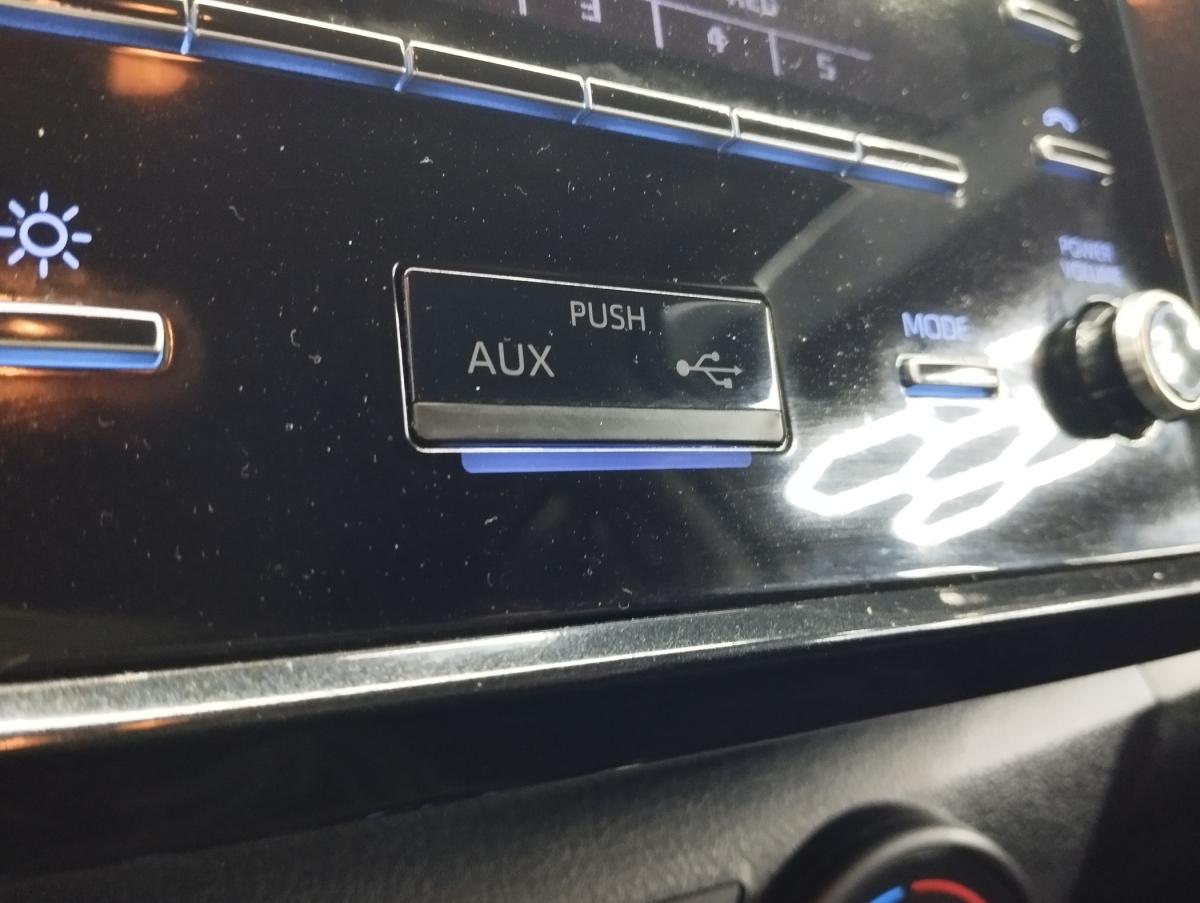 toyota-hilux-2021-diesel-2393cc