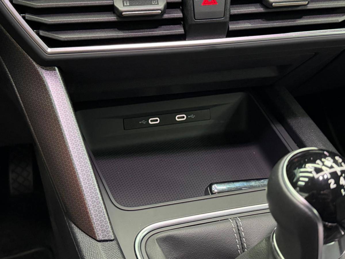 seat-leon-st-2024-gasolina-1498cc