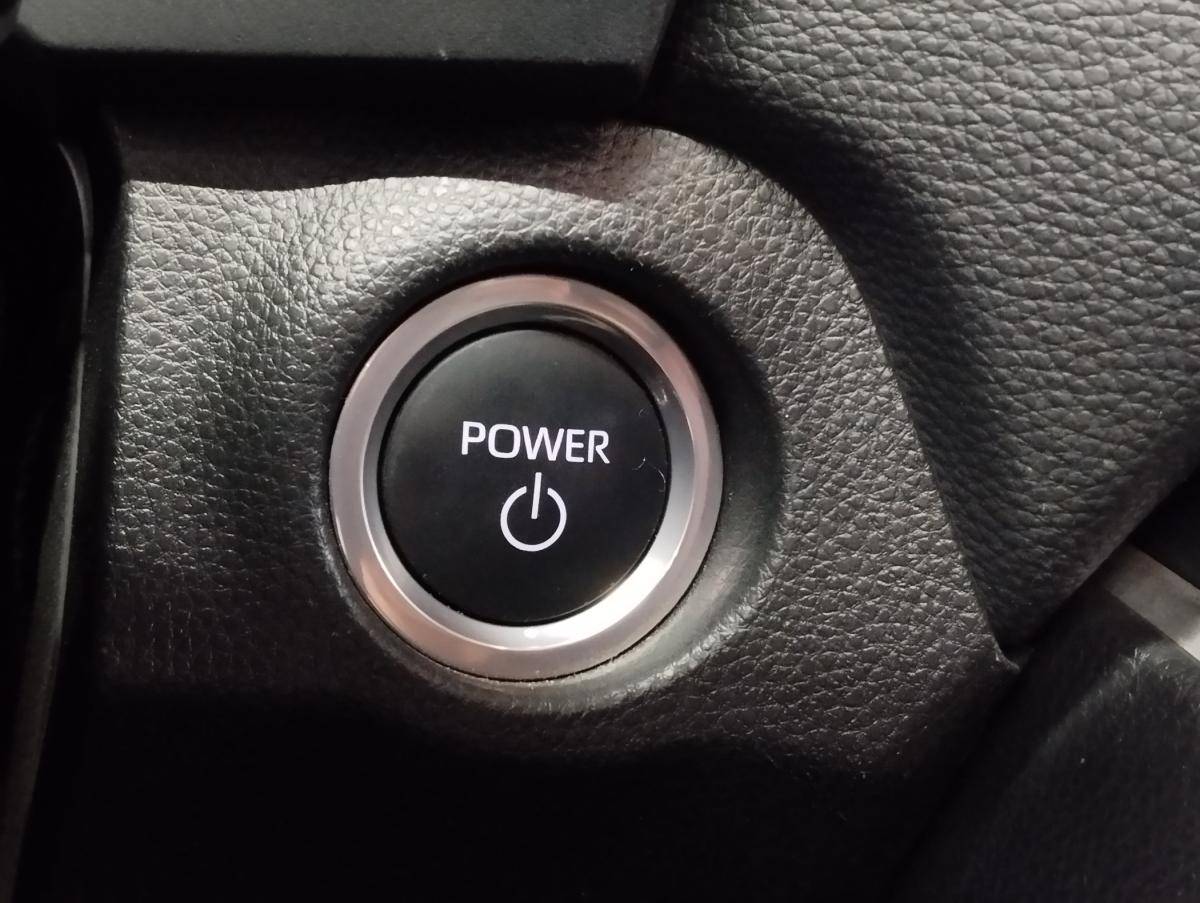 toyota-rav4-2023-hibrido-a-gasolina-2487cc