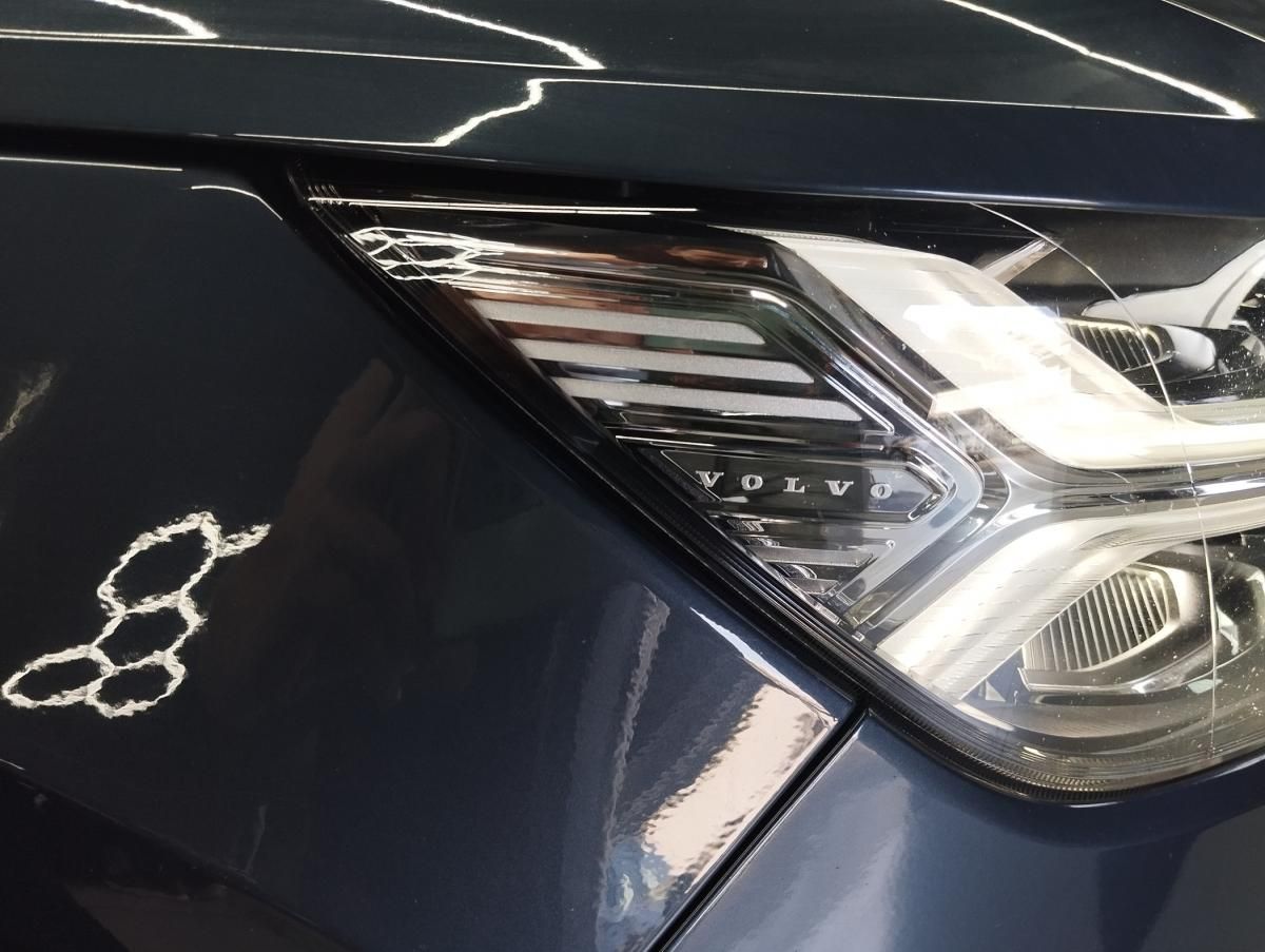 volvo-xc40-2021-hibrido-a-gasolina-1477cc