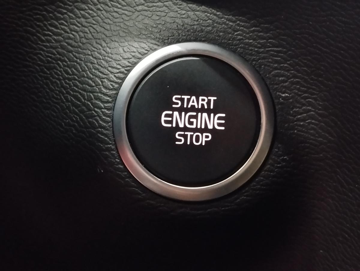 volvo-xc40-2021-hibrido-a-gasolina-1477cc
