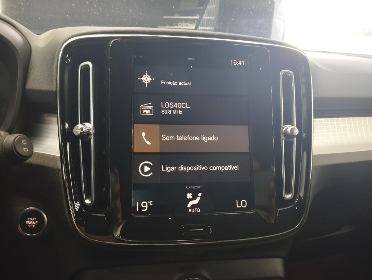 volvo-xc40-2021-hibrido-a-gasolina-1477cc