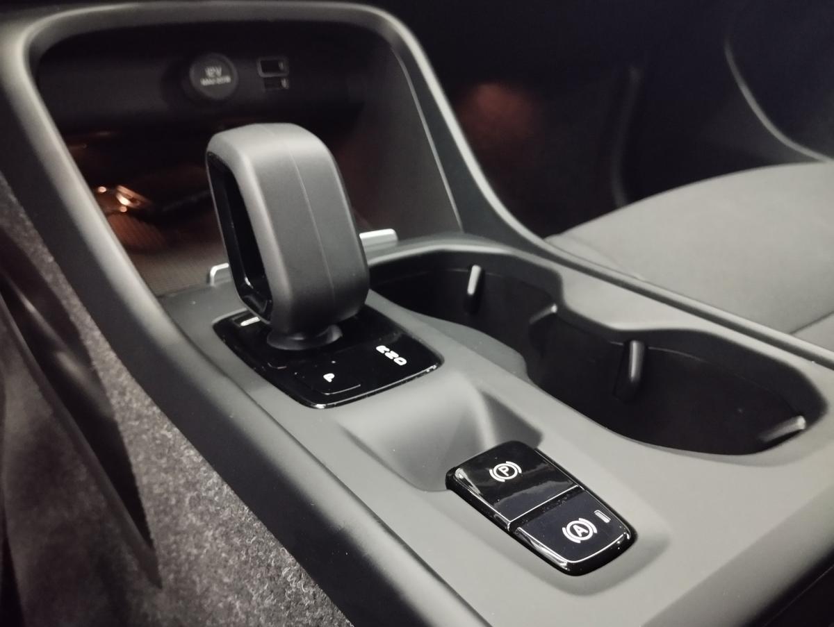 volvo-xc40-2021-hibrido-a-gasolina-1477cc