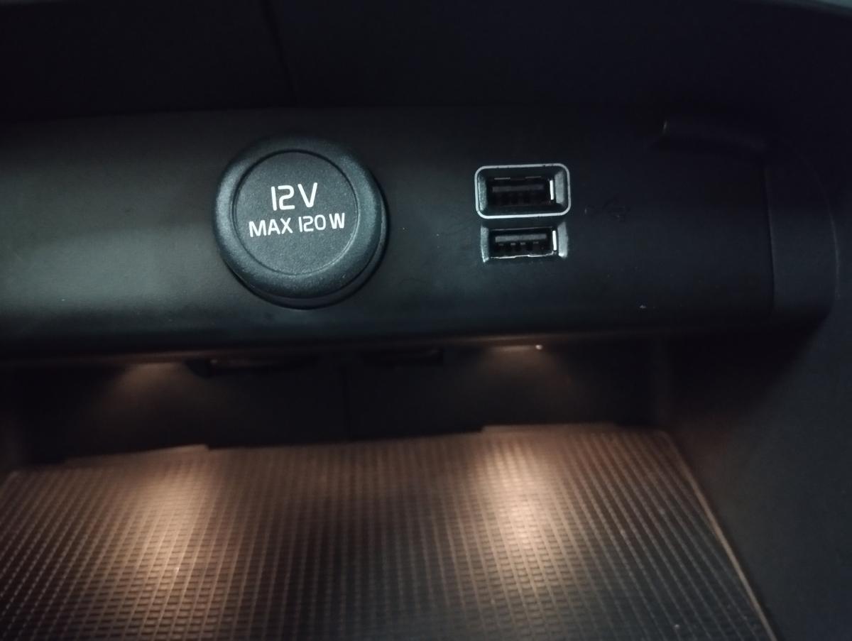 volvo-xc40-2021-hibrido-a-gasolina-1477cc