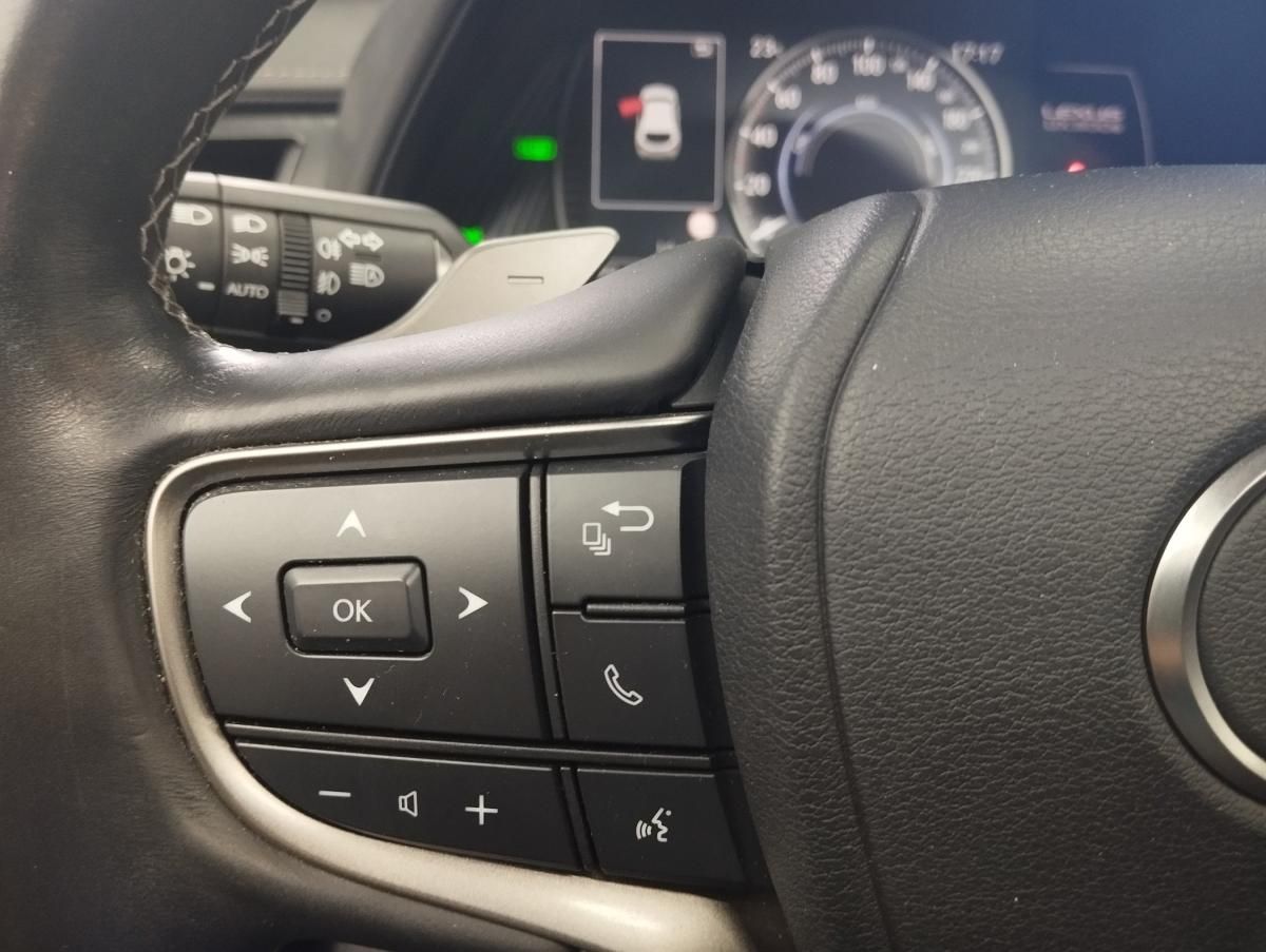 lexus-ux-2021-eletrico-500cc