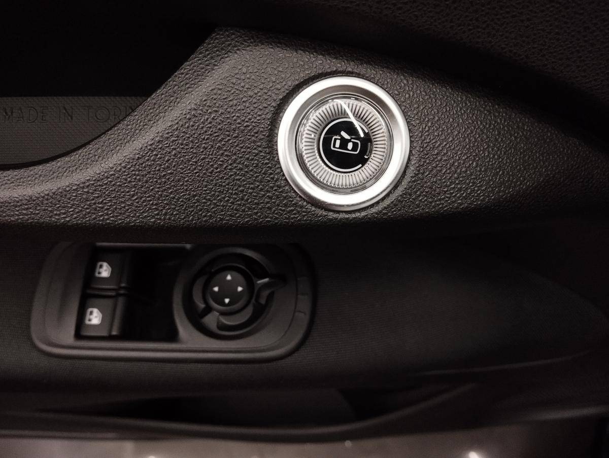 fiat-500c-2026-hibrido-a-gasolina-999cc