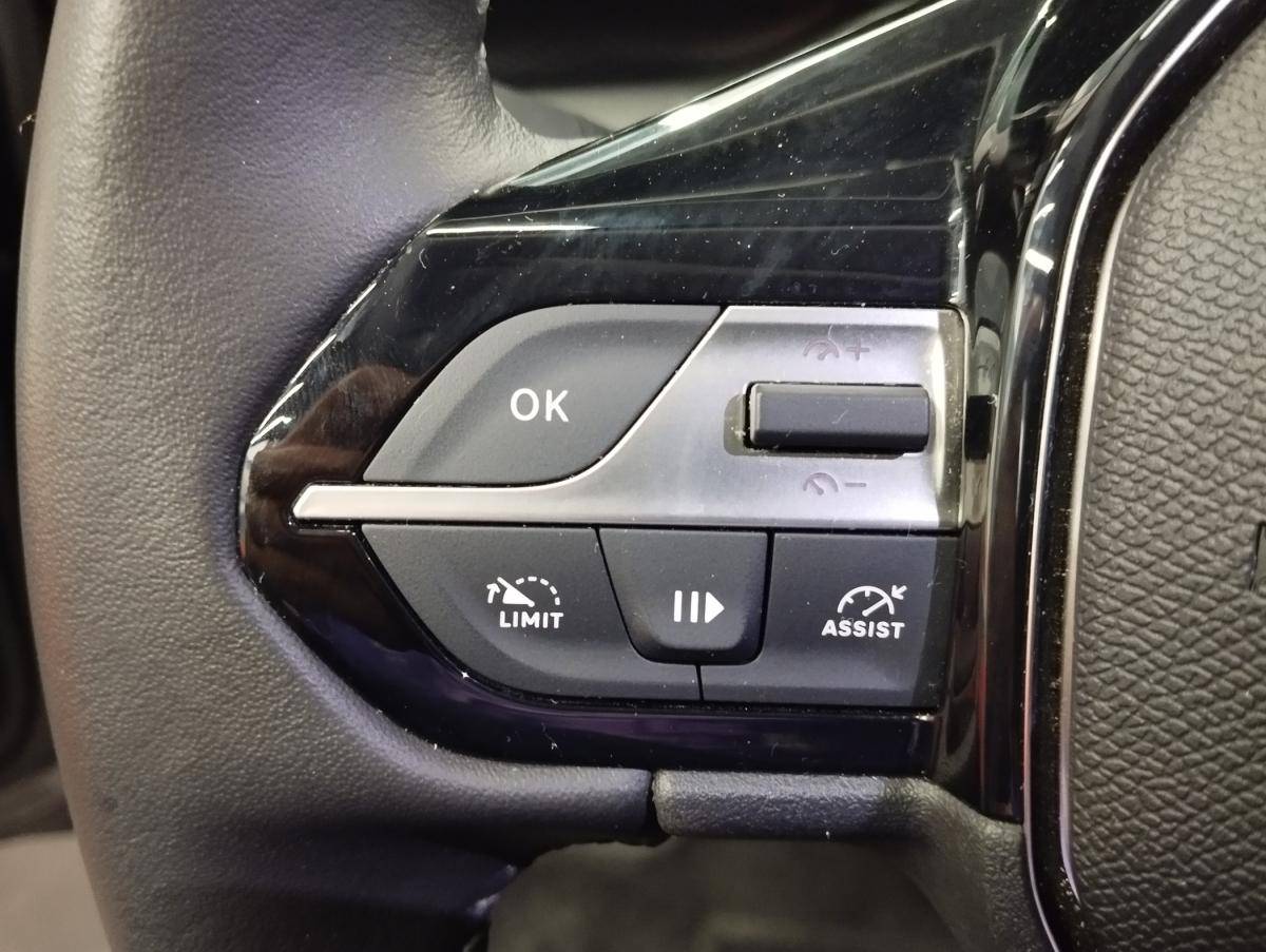 peugeot-308-sw-2024-gasolina-1199cc