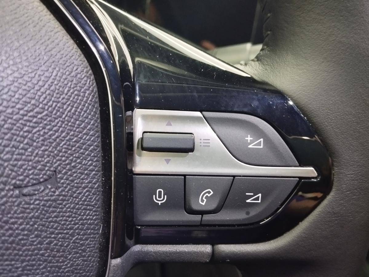 peugeot-308-sw-2024-gasolina-1199cc