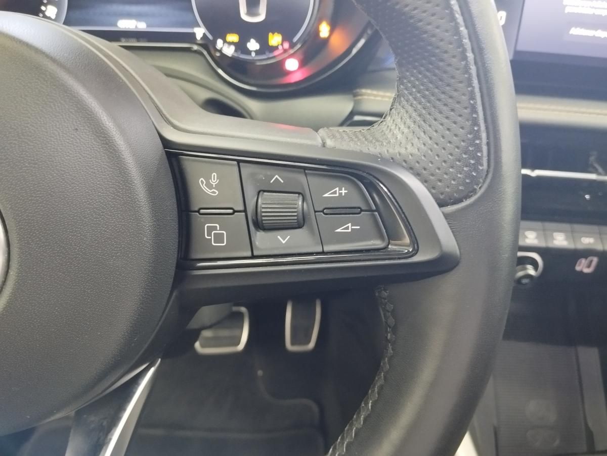 alfa-romeo-tonale-2024-hibrido-a-gasolina-1469cc