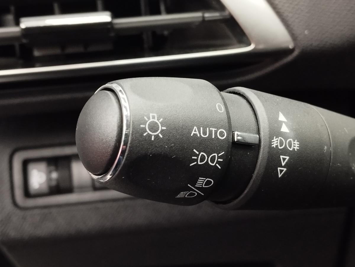 peugeot-3008-2020-diesel-1499cc