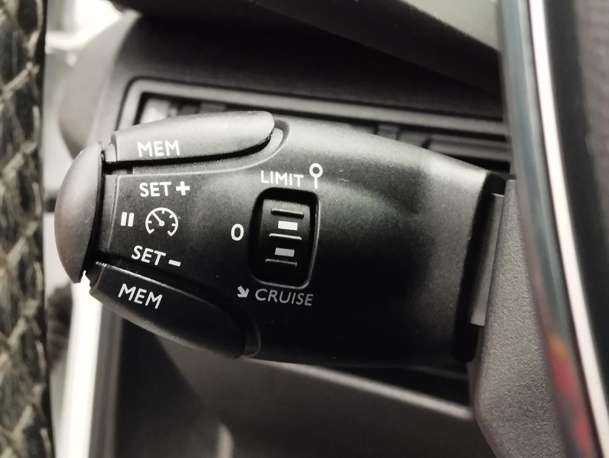 peugeot-3008-2020-diesel-1499cc