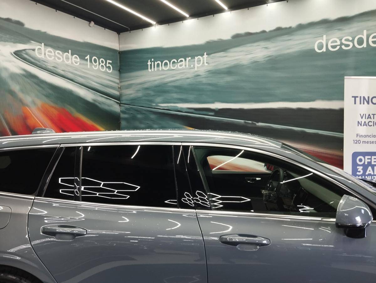 volvo-v60-2021-hibrido-a-gasolina-1969cc