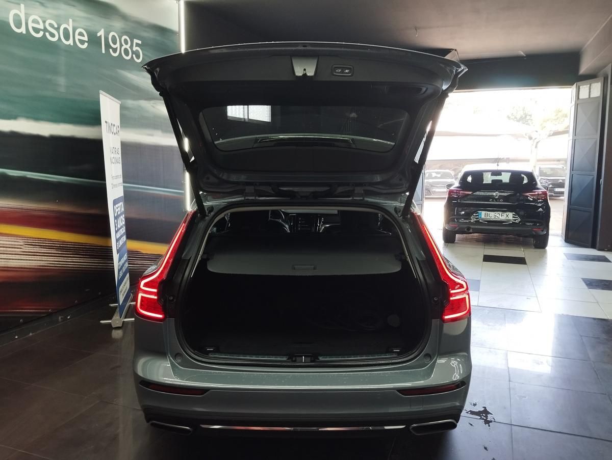 volvo-v60-2021-hibrido-a-gasolina-1969cc