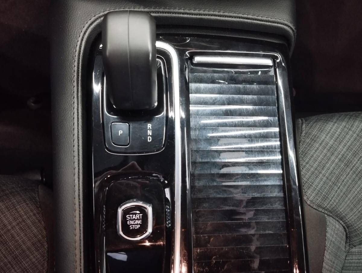 volvo-v60-2021-hibrido-a-gasolina-1969cc
