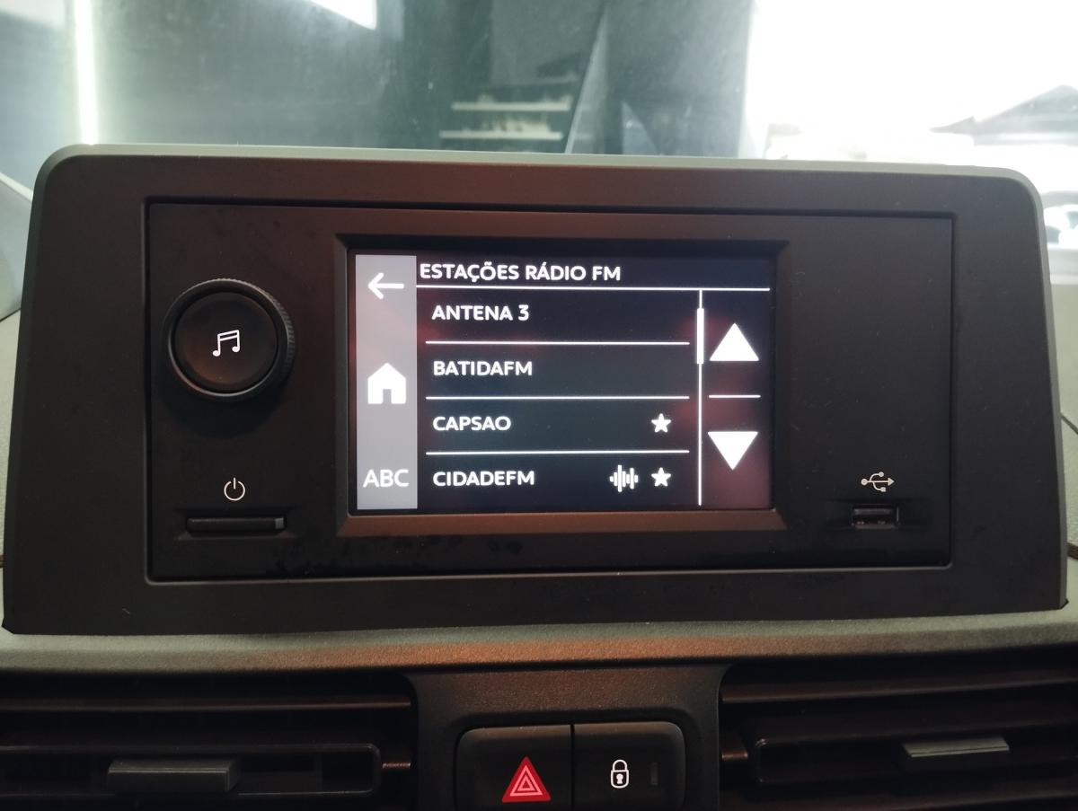 peugeot-partner-2024-diesel-1499cc