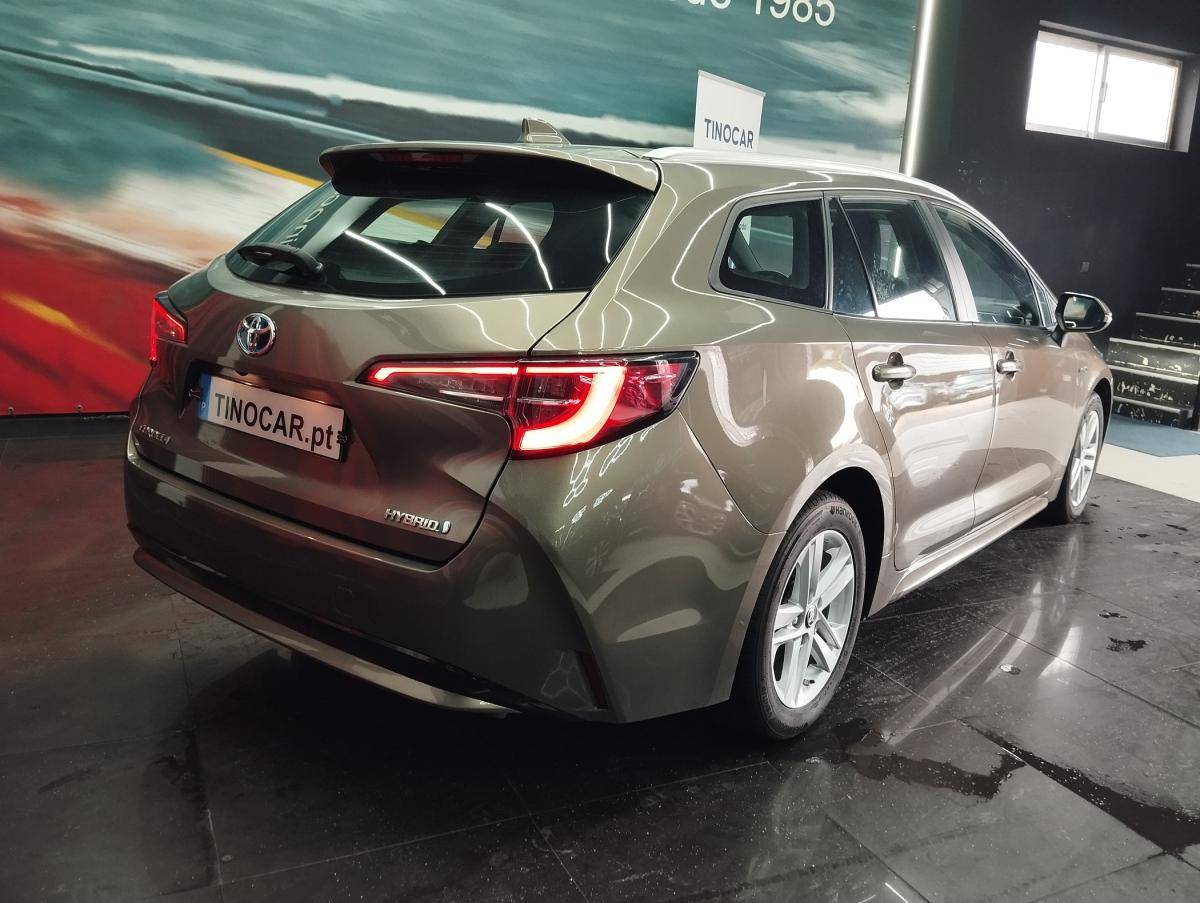 toyota-corolla-2021-hibrido-a-gasolina-1798cc
