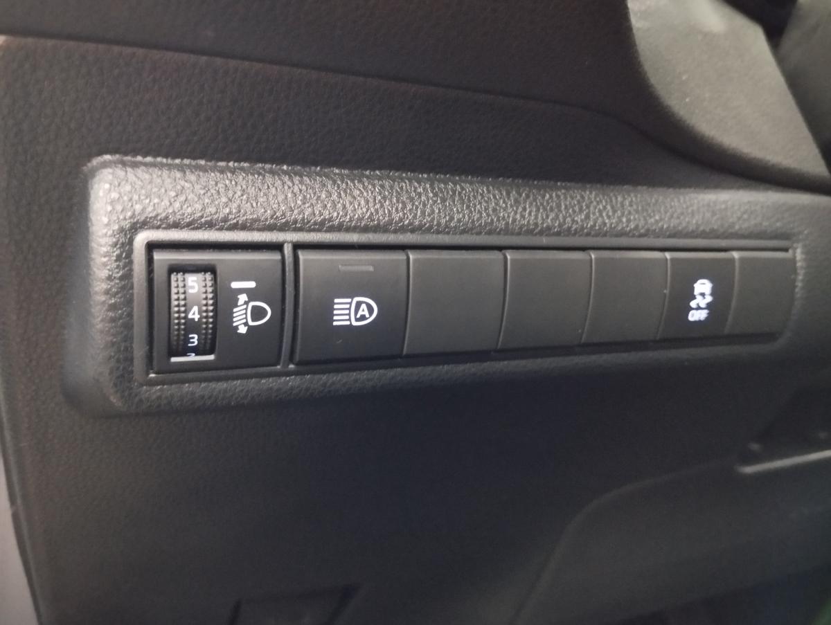 toyota-corolla-2021-hibrido-a-gasolina-1798cc