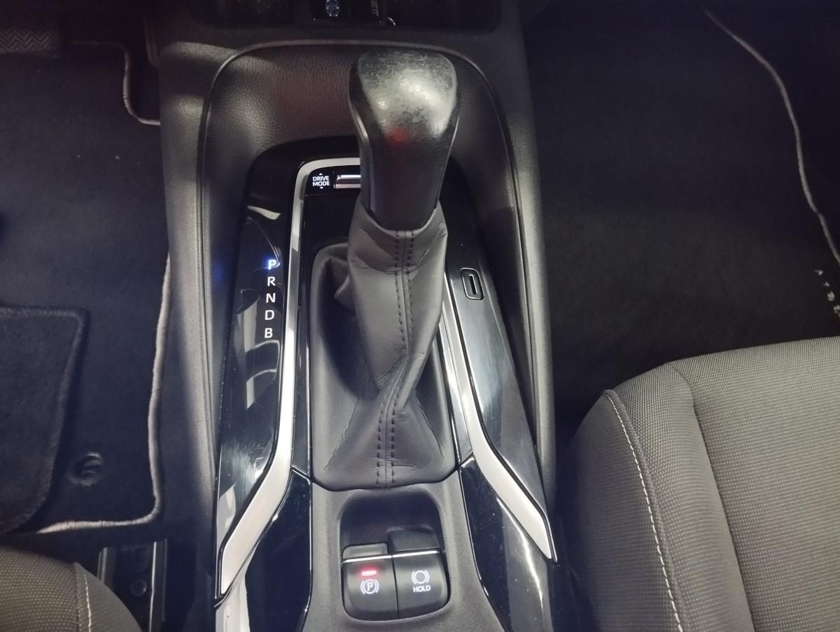 toyota-corolla-2021-hibrido-a-gasolina-1798cc