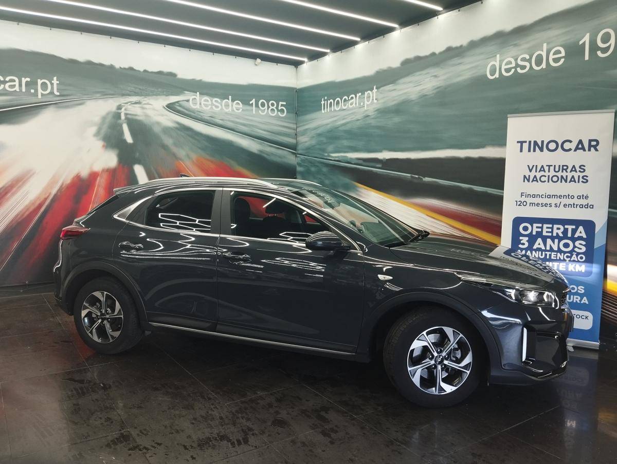 kia-xceed-2025-gasolina-998cc