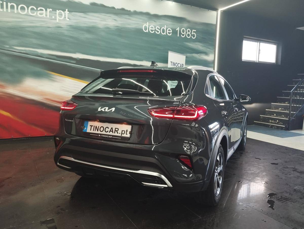 kia-xceed-2025-gasolina-998cc