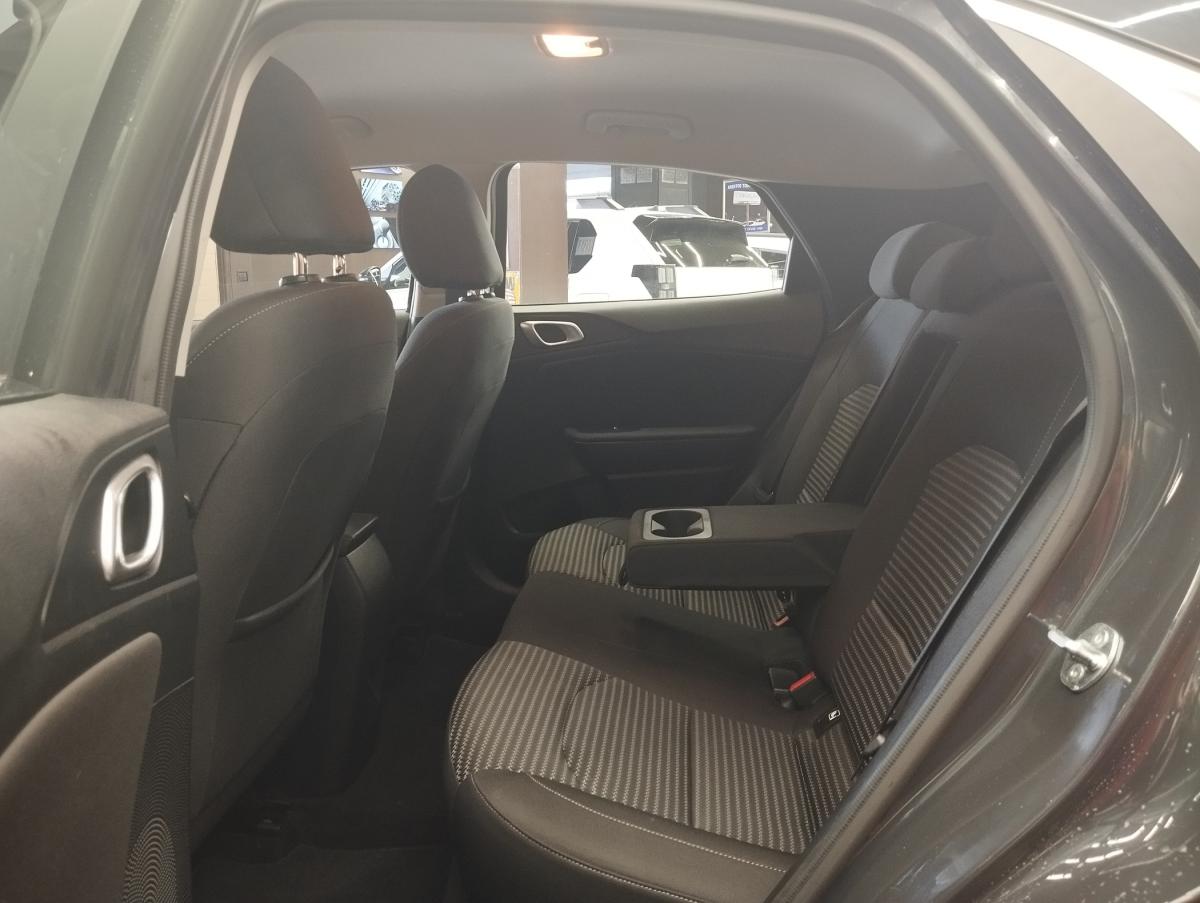 kia-xceed-2025-gasolina-998cc