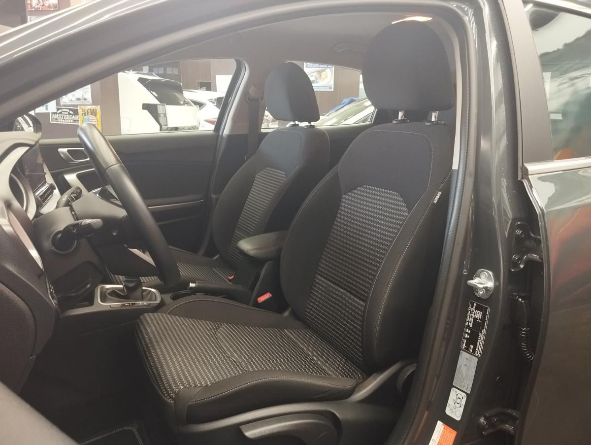 kia-xceed-2025-gasolina-998cc